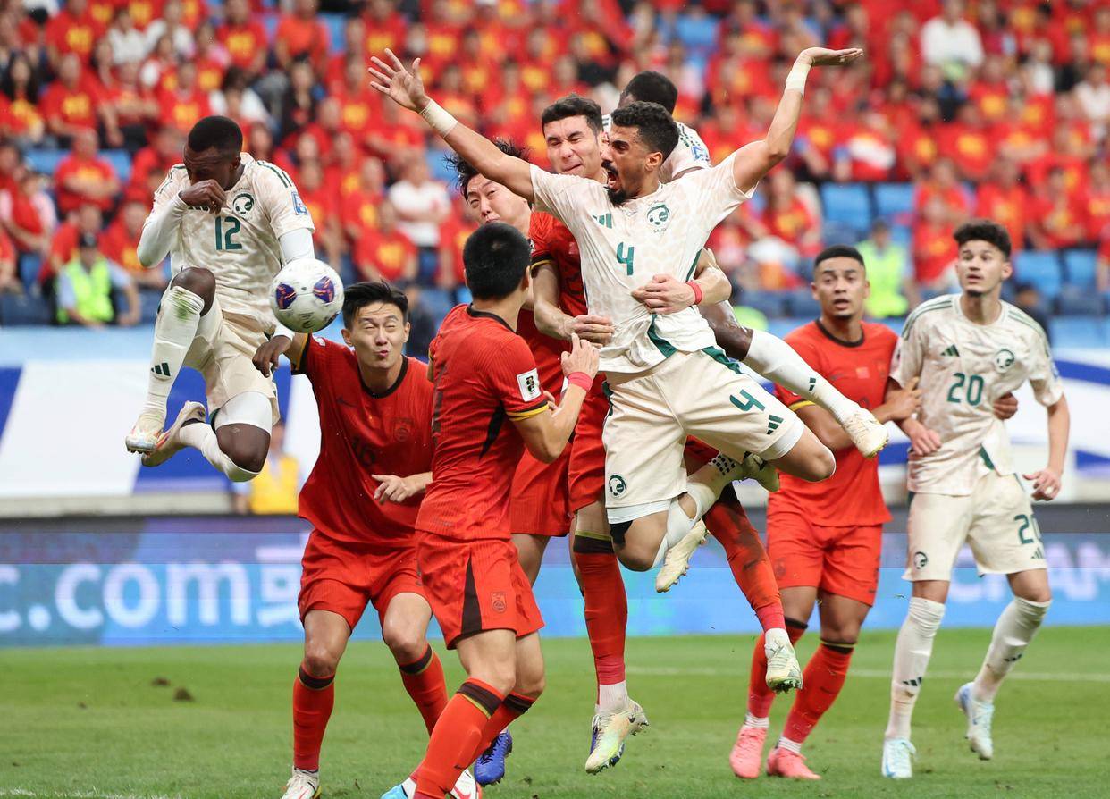 缺乏足够的 缺乏足够的