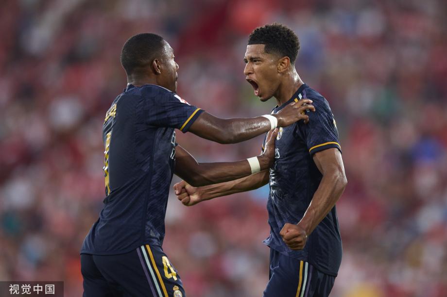 在比赛中展 在比赛中展