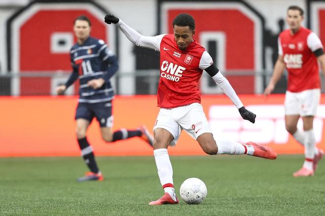 戴维斯的缺 戴维斯的缺