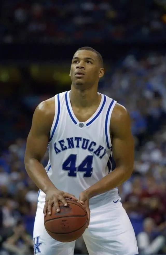 你需要我继 你需要我继