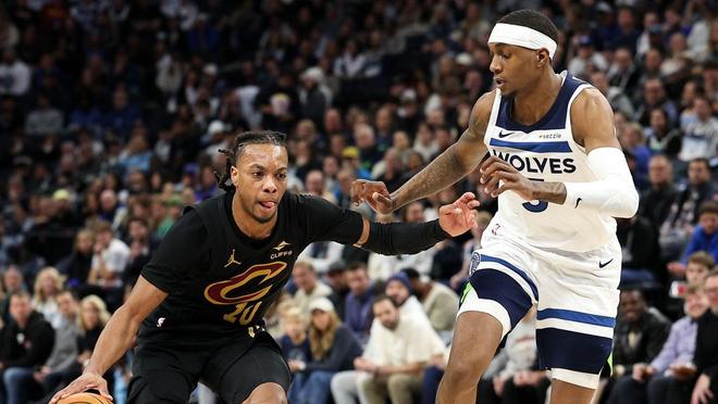 场上连续助 场上连续助