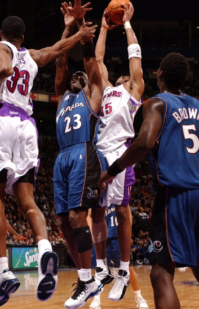 男子足球队 男子足球队