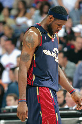 连动迫使M 连动迫使M